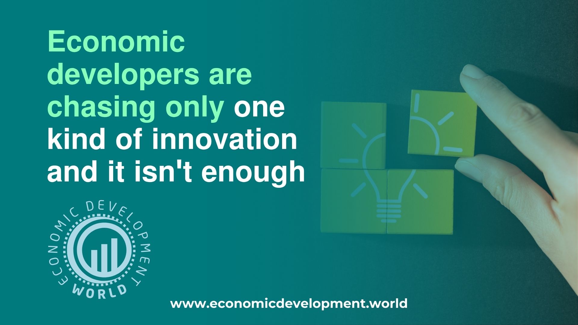 inov8 four piece puzzle with image of lightbulb, with one piece being moved into place